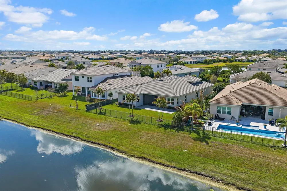 15955 Whippoorwill Circle Westlake, FL 33470