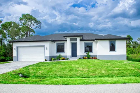 15633 Lakeland Circle