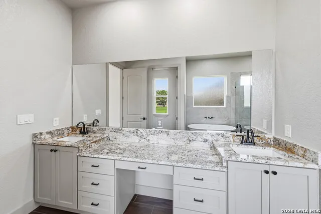 731 County Road 356 Adkins, TX 78101