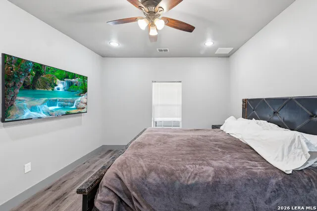 731 County Road 356 Adkins, TX 78101