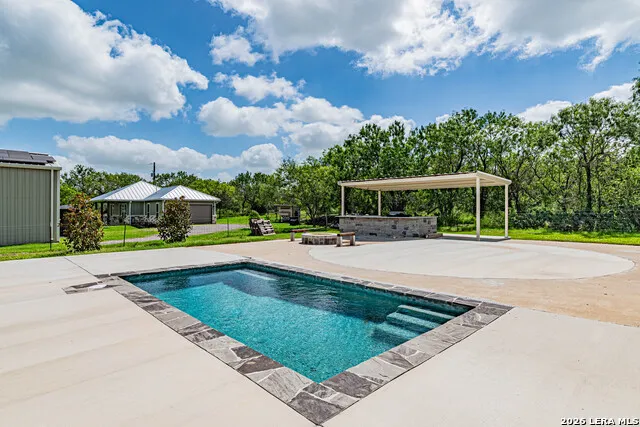 731 County Road 356 Adkins, TX 78101