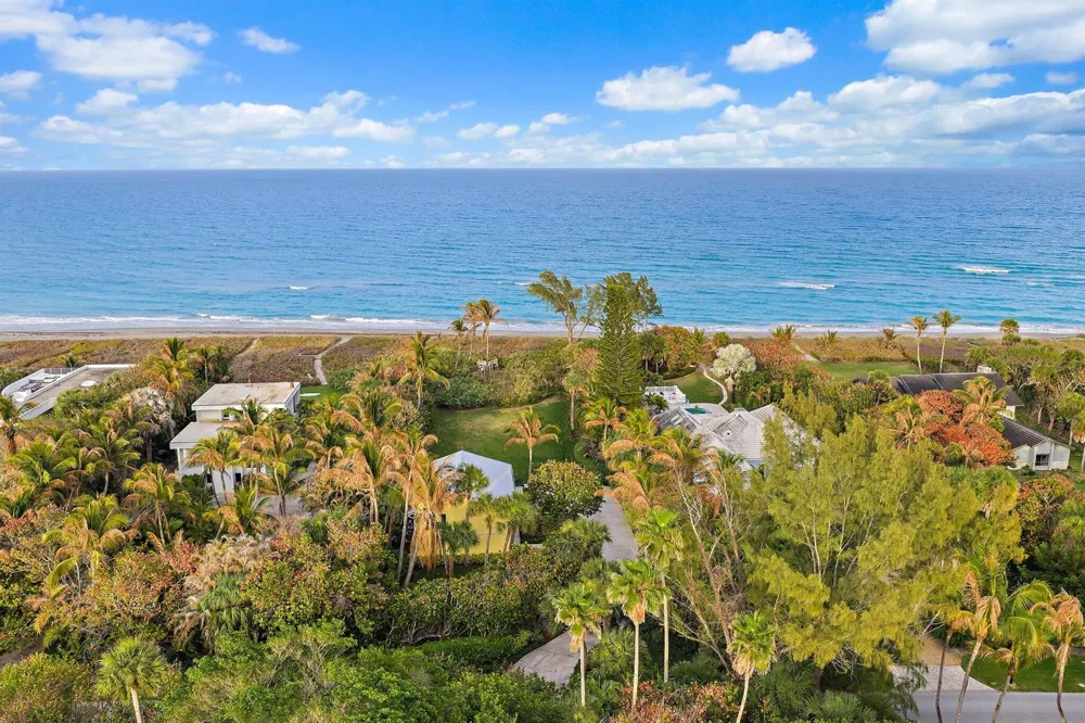 31 Beach Road Jupiter Island, FL 33455