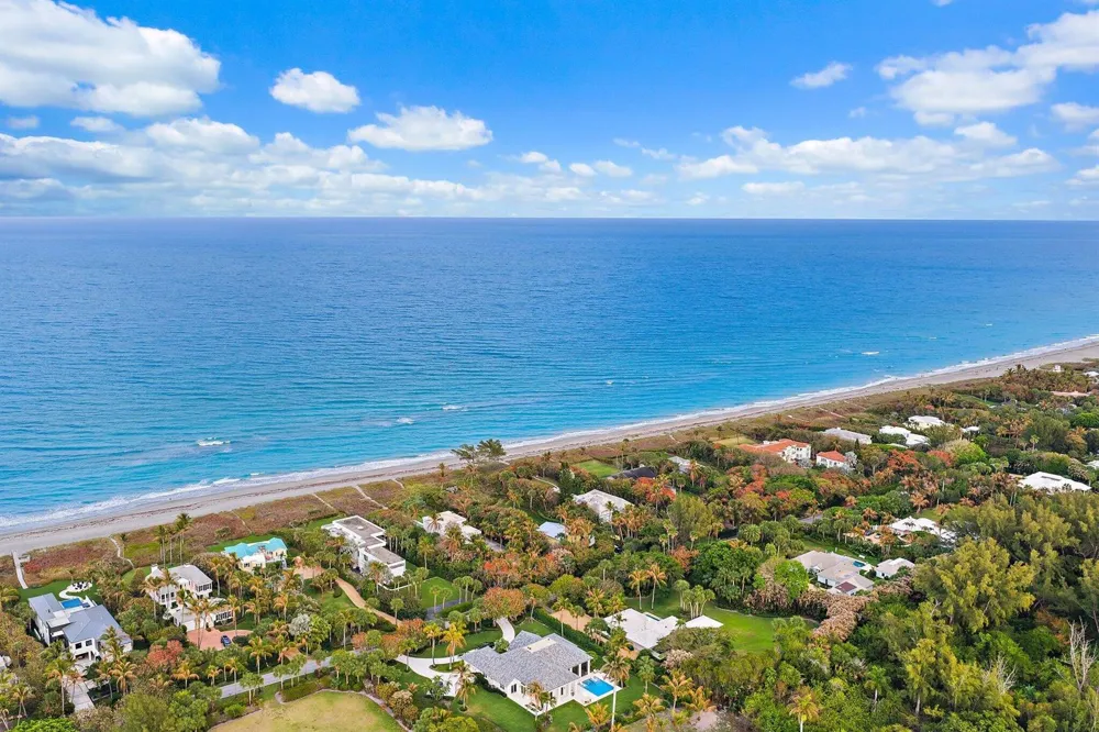 31 Beach Road Jupiter Island, FL 33455