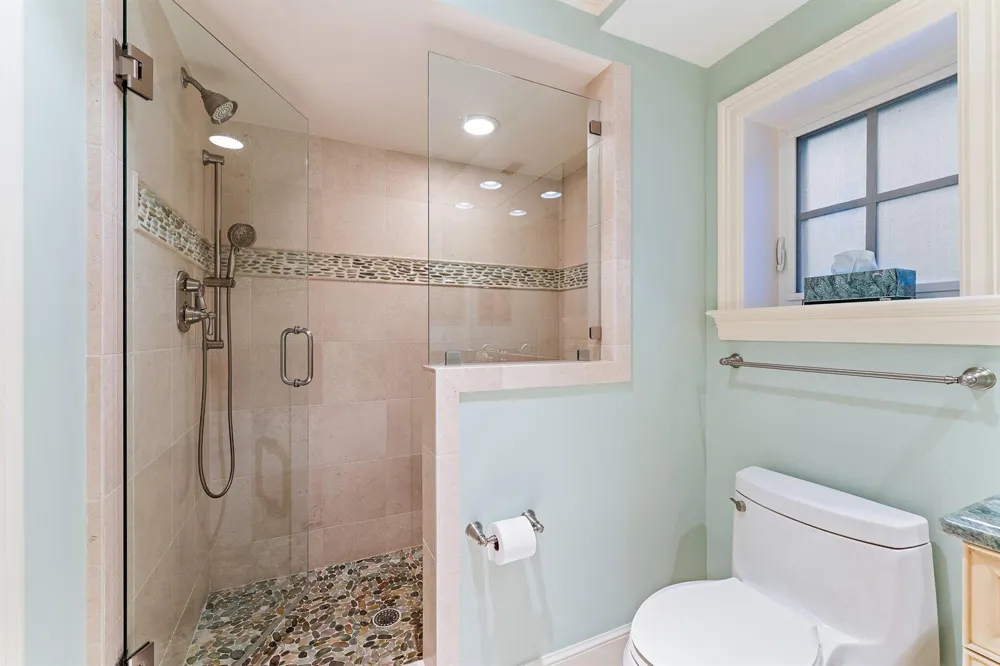 31 Beach Road Jupiter Island, FL 33455