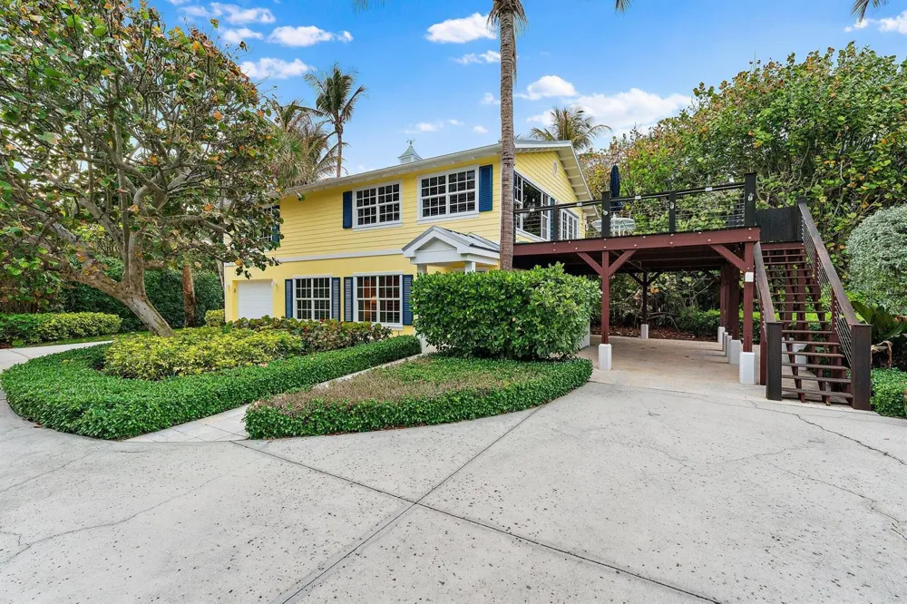 31 Beach Road Jupiter Island, FL 33455