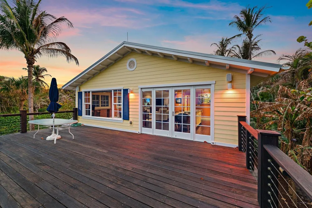 31 Beach Road Jupiter Island, FL 33455