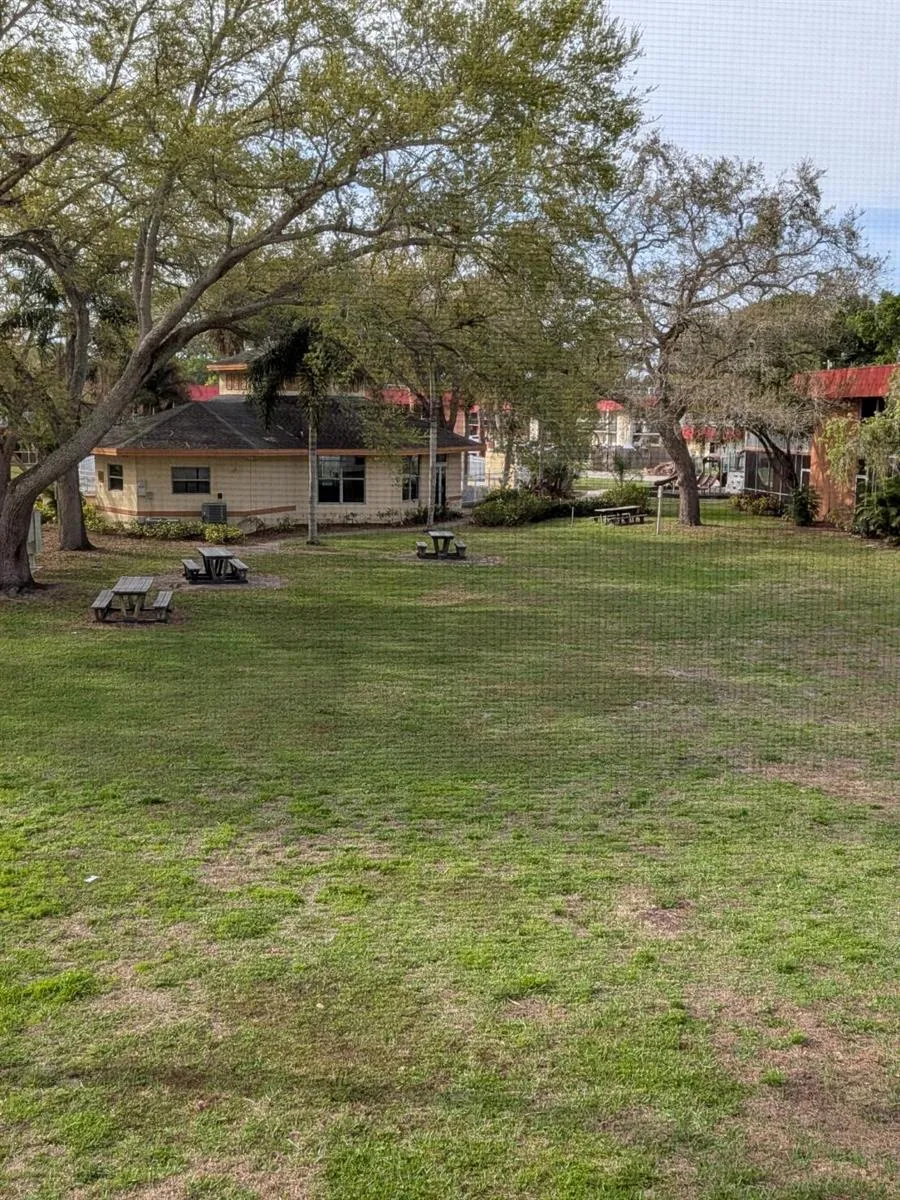 4141 16th Street Vero Beach, FL 32960