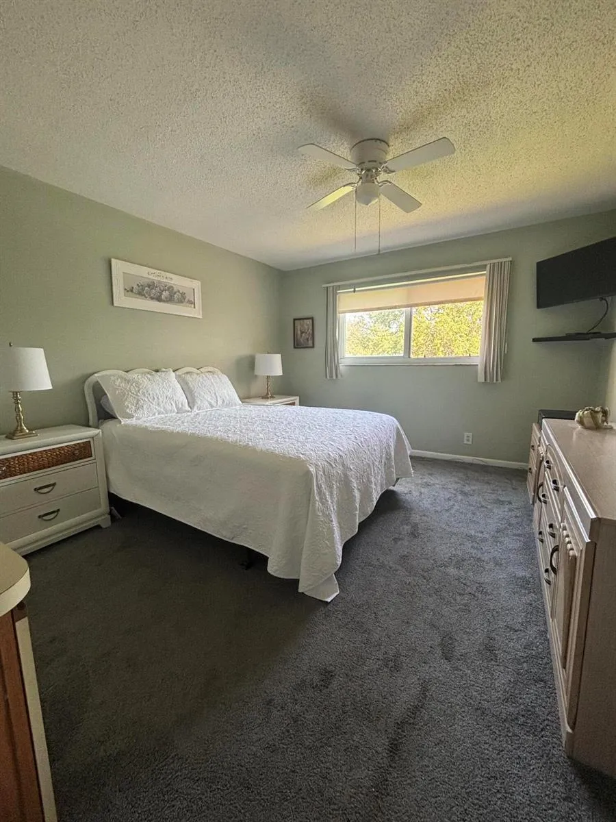725 Lori Drive #203 Palm Springs, FL 33461