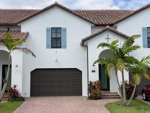 3193 Santa Catalina Place