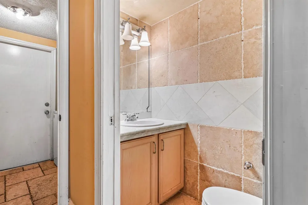 2224 Soundings Court 