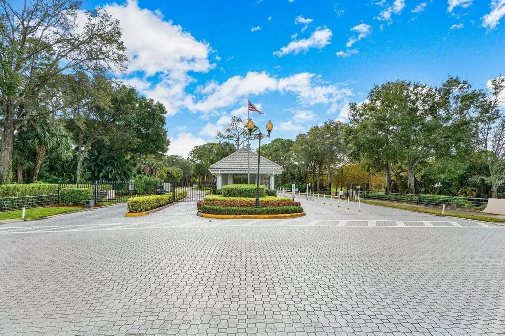 2224 Soundings Court 