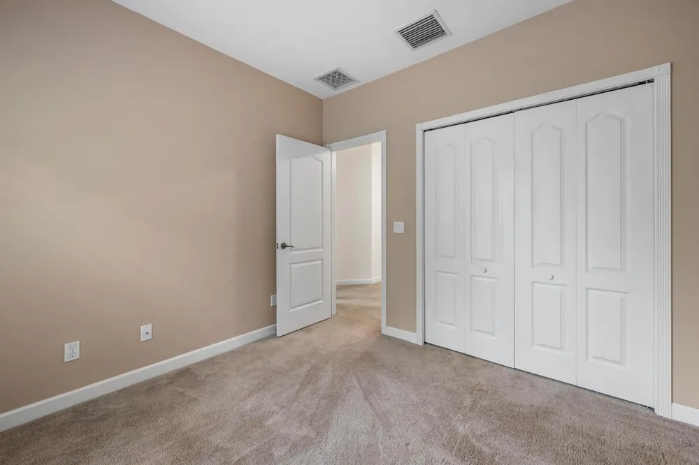 2545 Creekside Drive Fort Pierce, FL 34981