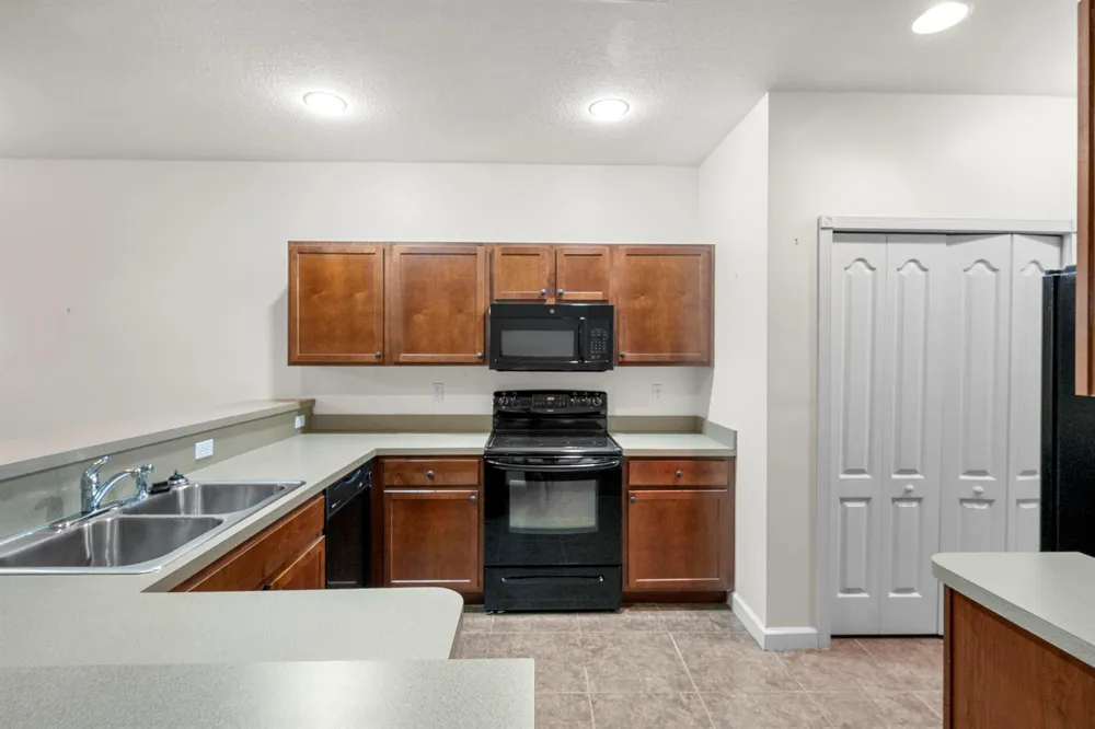2545 Creekside Drive Fort Pierce, FL 34981