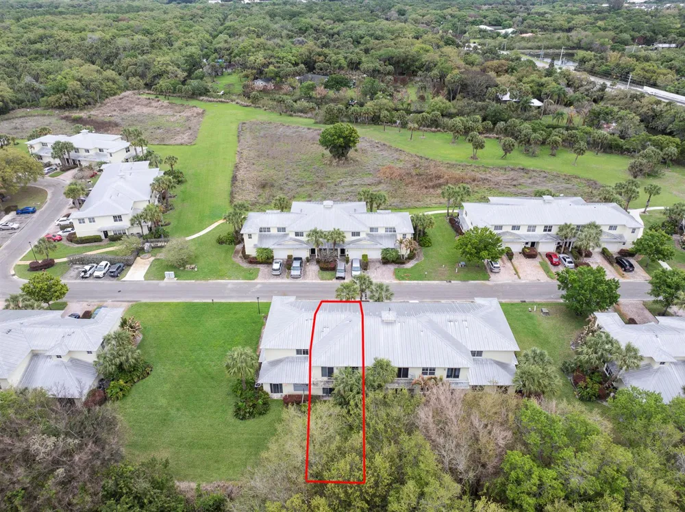2545 Creekside Drive Fort Pierce, FL 34981