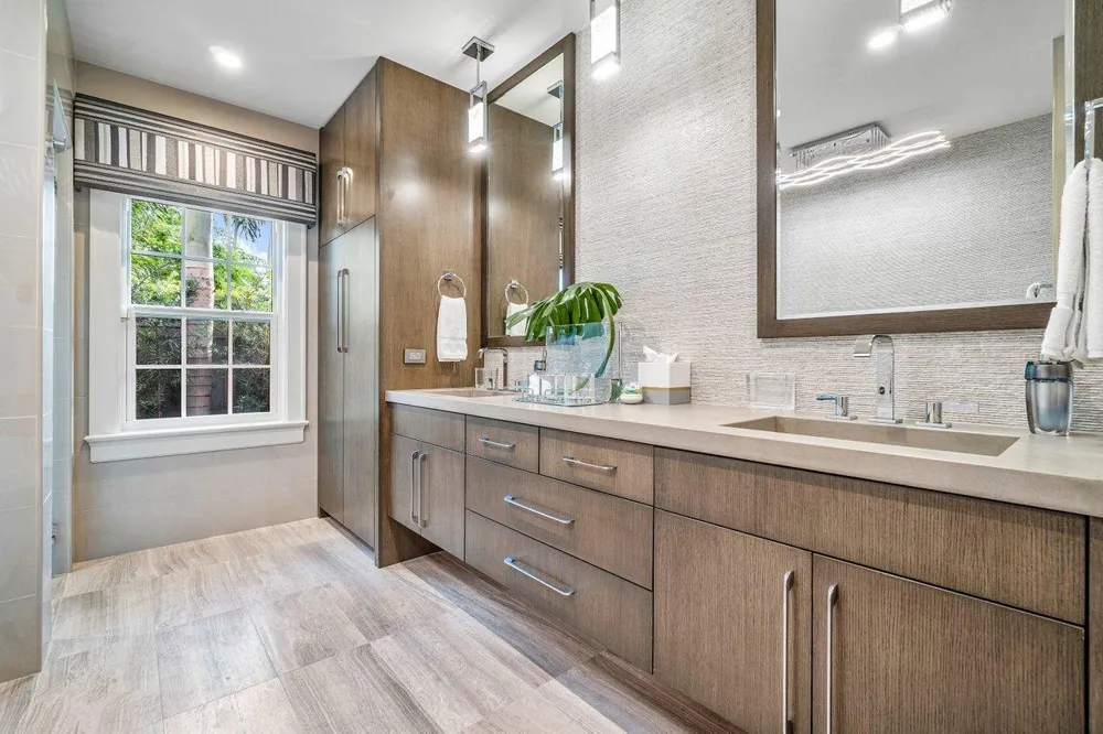 15 S Lake Trail Palm Beach, FL 33480