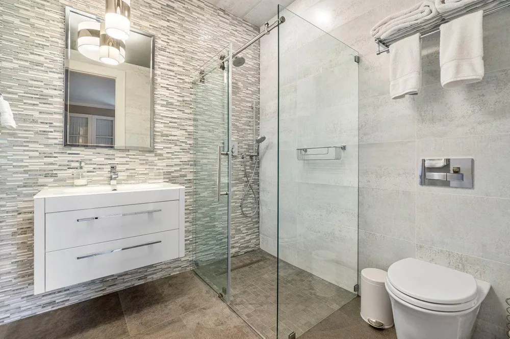15 S Lake Trail Palm Beach, FL 33480