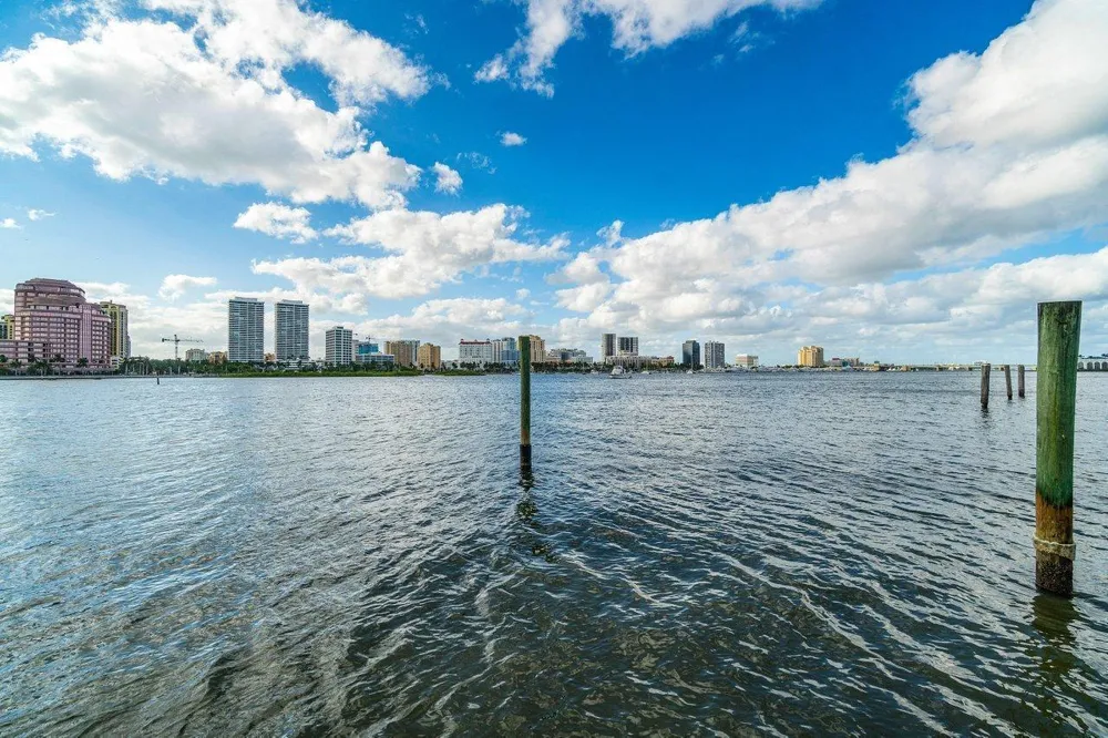 15 S Lake Trail Palm Beach, FL 33480