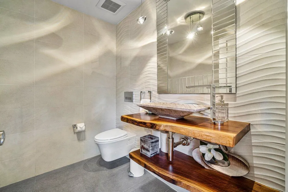 15 S Lake Trail Palm Beach, FL 33480