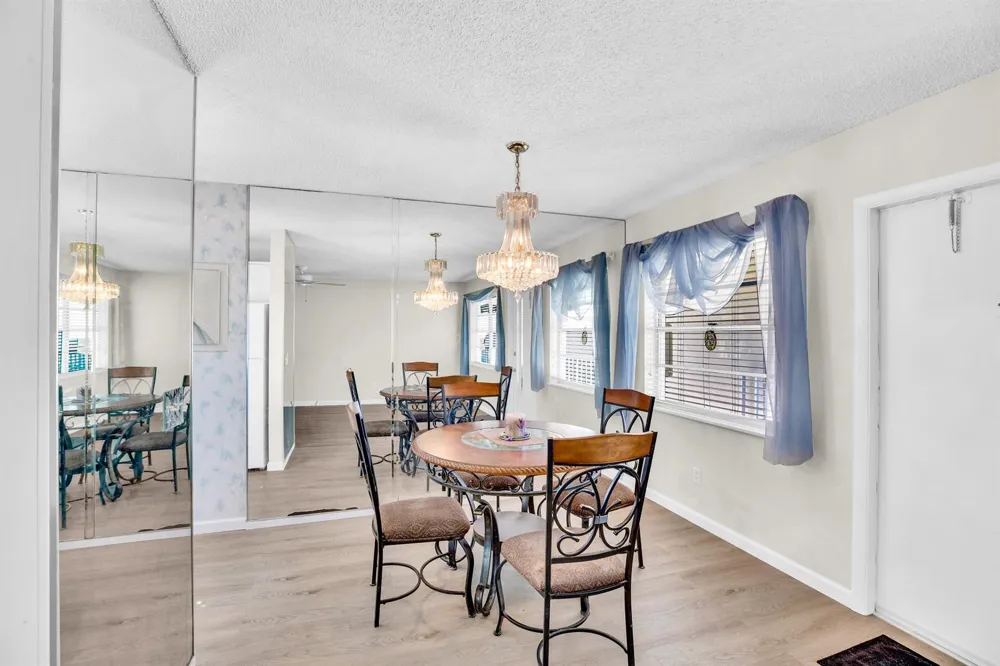 18 Vista Gardens Trail #205 Vero Beach, FL 32962