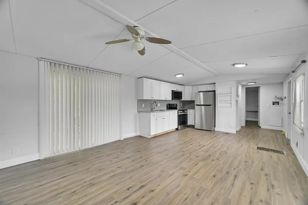 585 NW Avenue D Moore Haven, FL 33471
