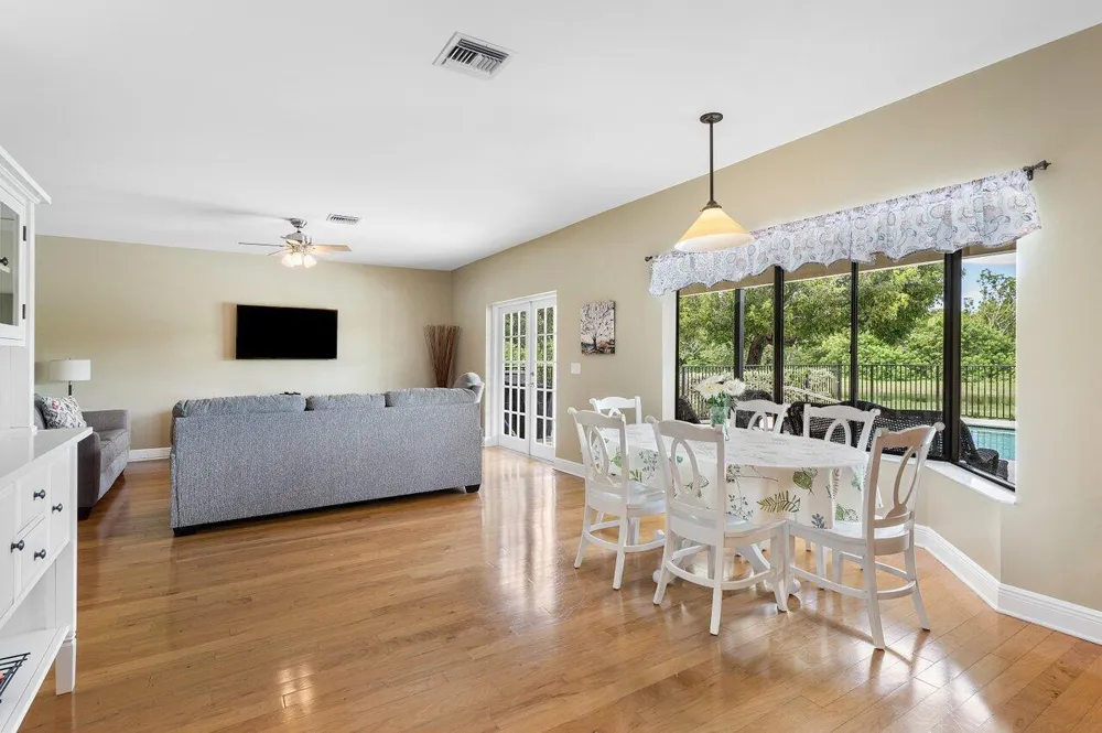 11842 Island Lakes Lane Boca Raton, FL 33498