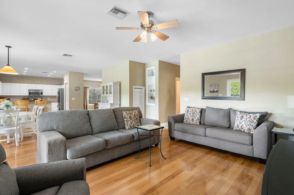 11842 Island Lakes Lane Boca Raton, FL 33498