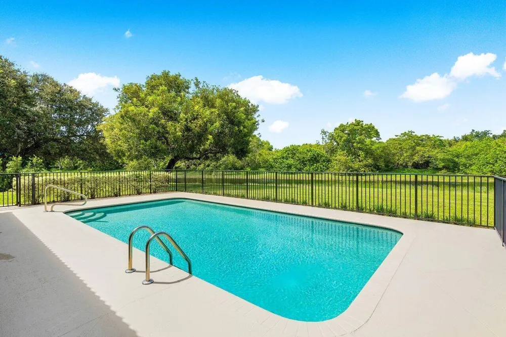 11842 Island Lakes Lane Boca Raton, FL 33498