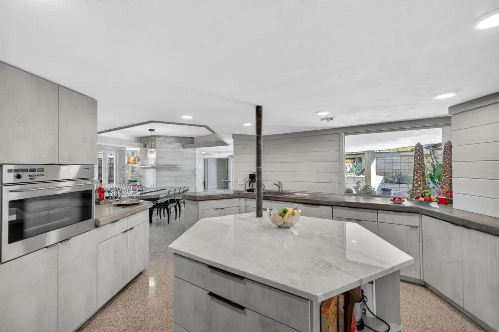 2040 Coral Reef Drive Lauderdale By The Sea, FL 33062
