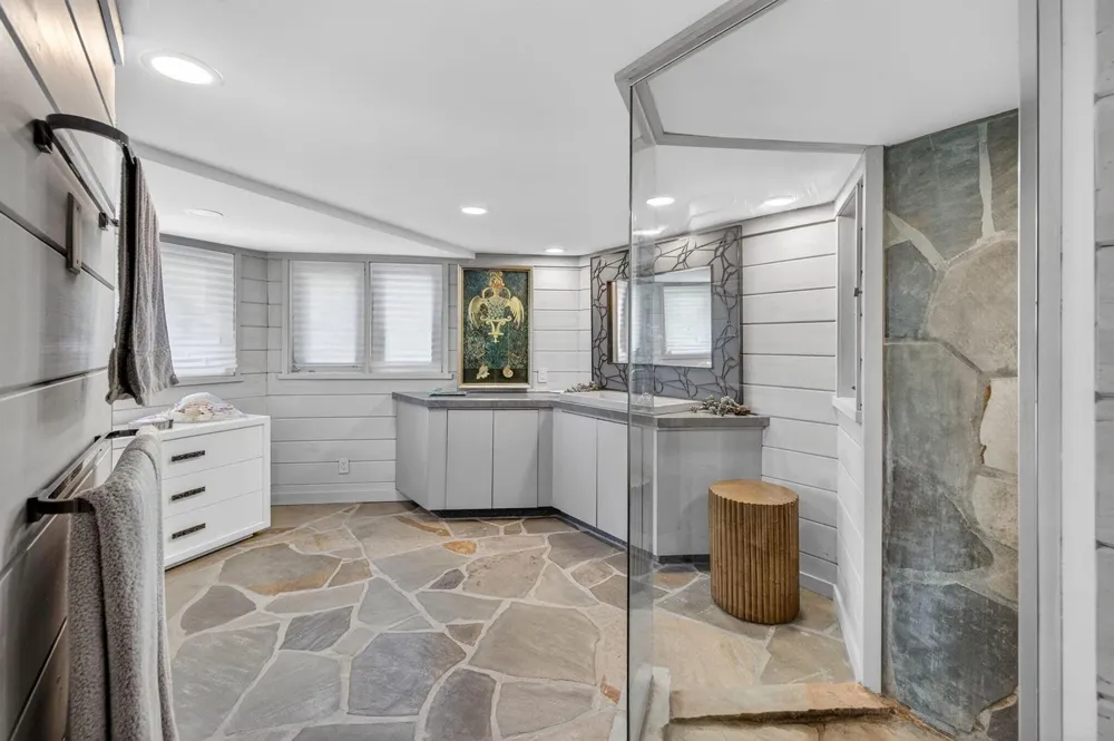 2040 Coral Reef Drive Lauderdale By The Sea, FL 33062