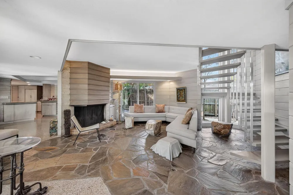 2040 Coral Reef Drive Lauderdale By The Sea, FL 33062