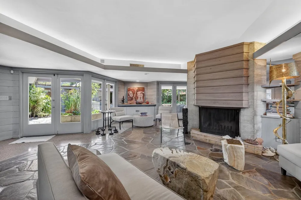 2040 Coral Reef Drive Lauderdale By The Sea, FL 33062