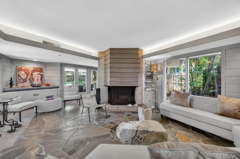 2040 Coral Reef Drive Lauderdale By The Sea, FL 33062
