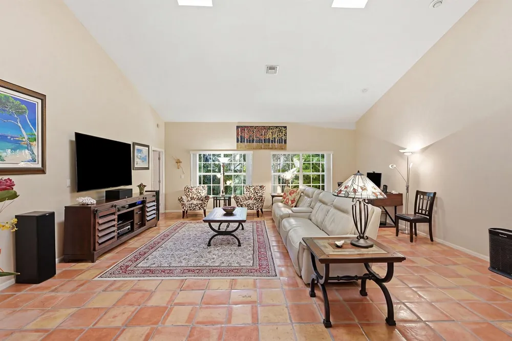 4115 Carriage Drive #P2 Pompano Beach, FL 33069