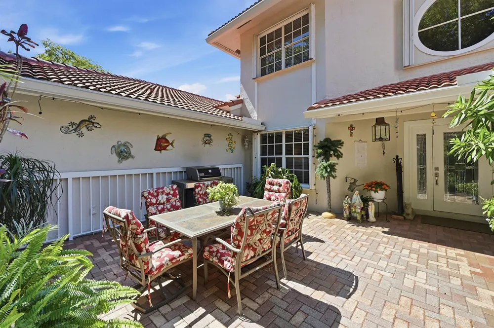 4115 Carriage Drive #P2 Pompano Beach, FL 33069