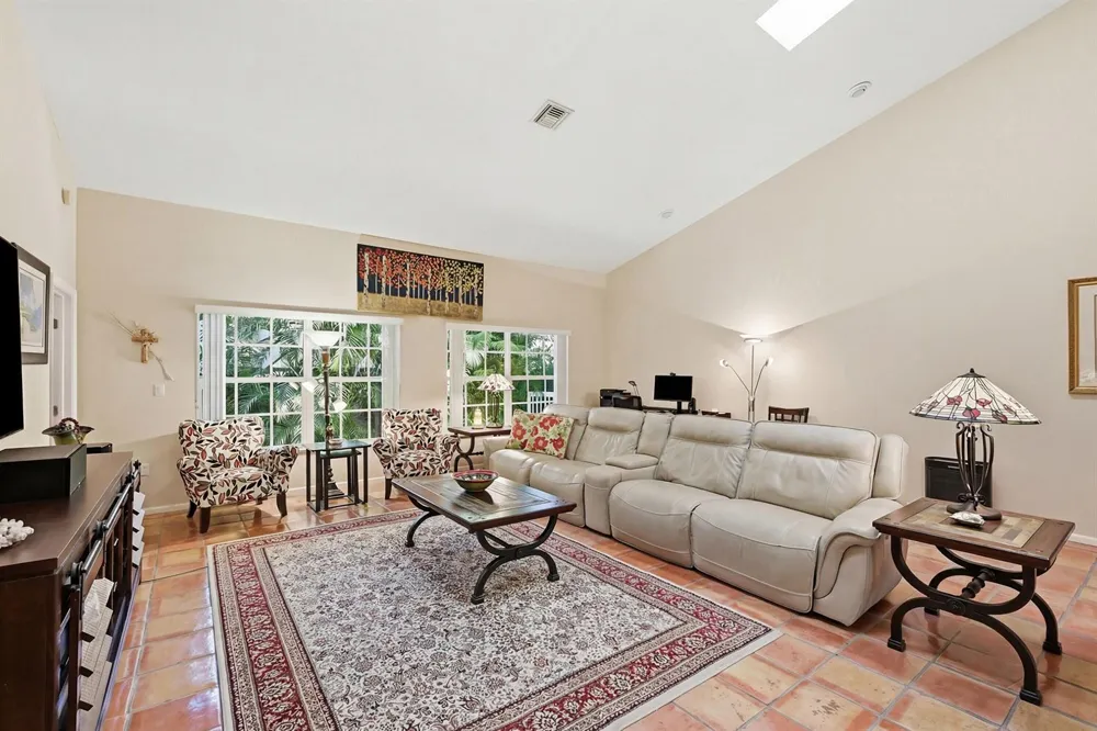 4115 Carriage Drive #P2 Pompano Beach, FL 33069