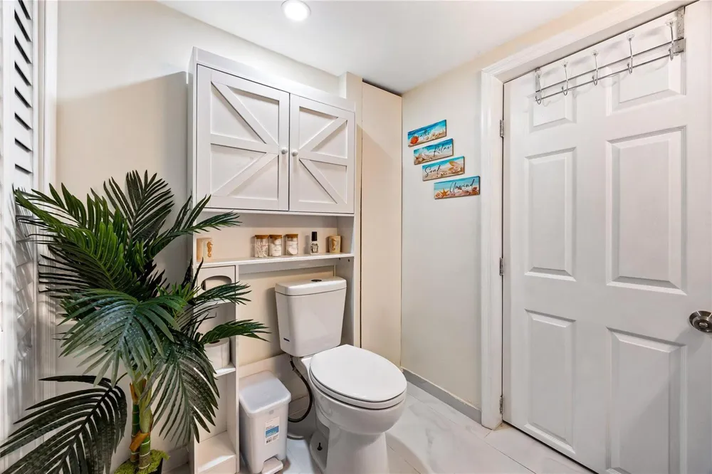 218 SW 7th Street Dania Beach, FL 33004