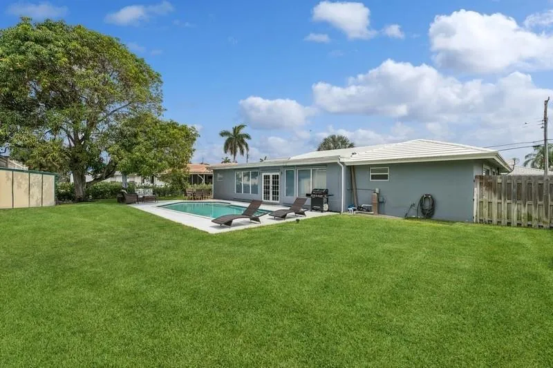 13 Little Harbor Way Deerfield Beach, FL 33441