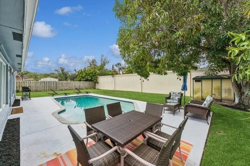 13 Little Harbor Way Deerfield Beach, FL 33441