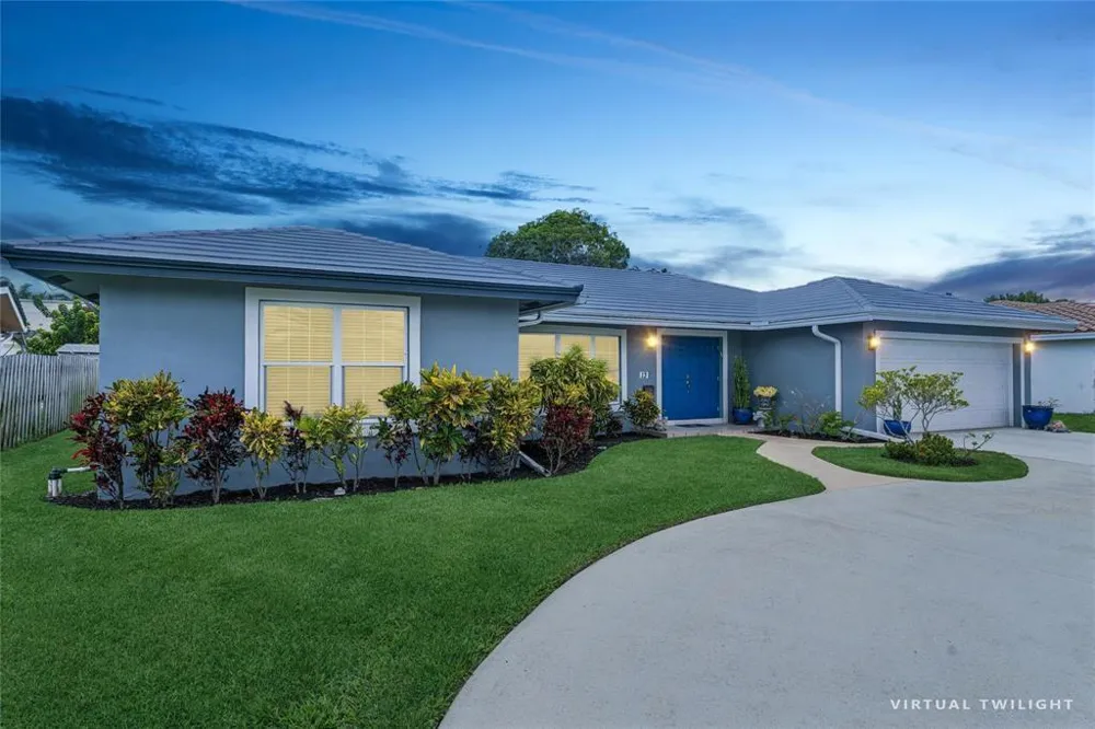 13 Little Harbor Way Deerfield Beach, FL 33441