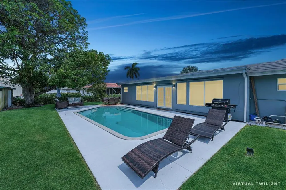 13 Little Harbor Way Deerfield Beach, FL 33441