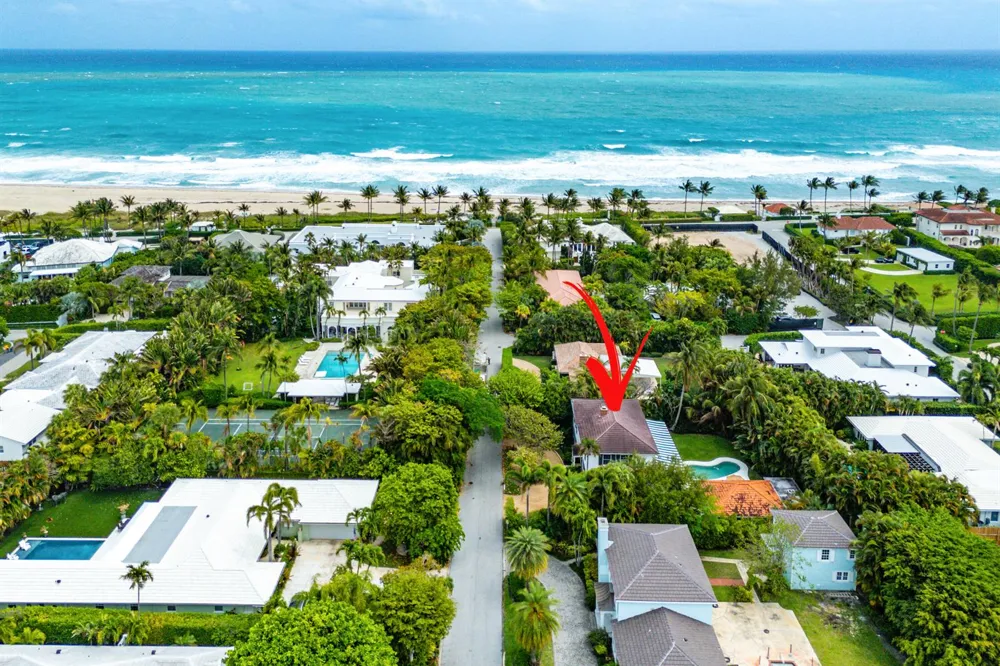 210 Merrain Road Palm Beach, FL 33480