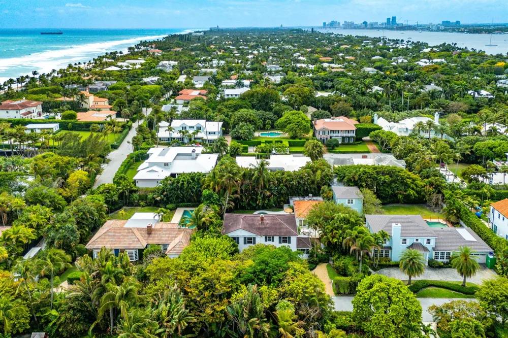 210 Merrain Road Palm Beach, FL 33480