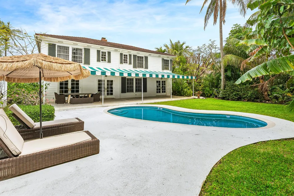210 Merrain Road Palm Beach, FL 33480