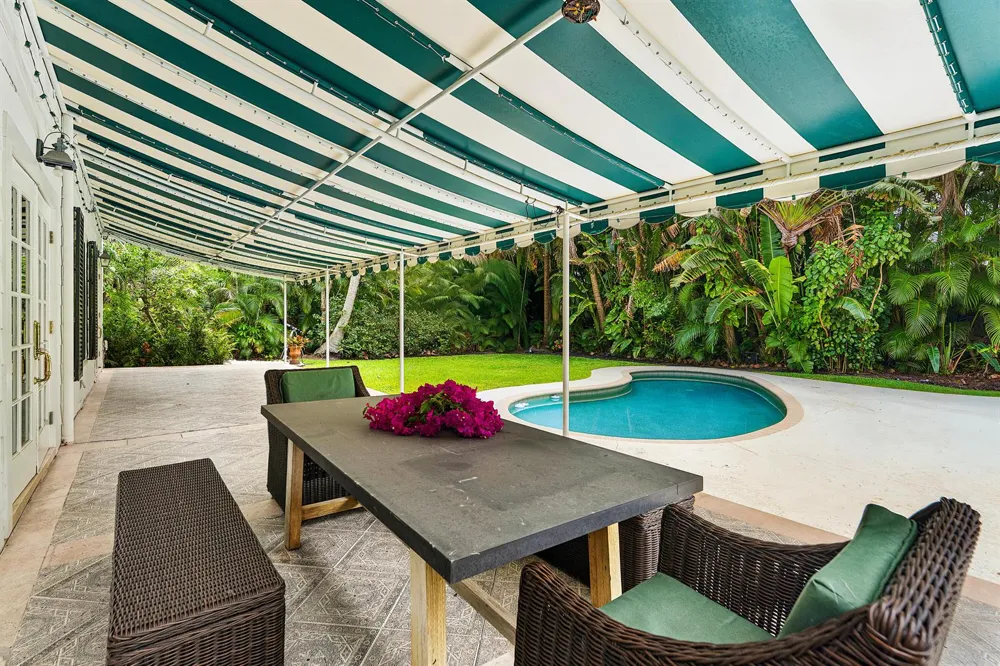 210 Merrain Road Palm Beach, FL 33480