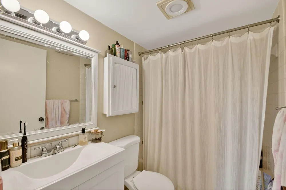 7030 Half Moon Circle #117 Hypoluxo, FL 33462