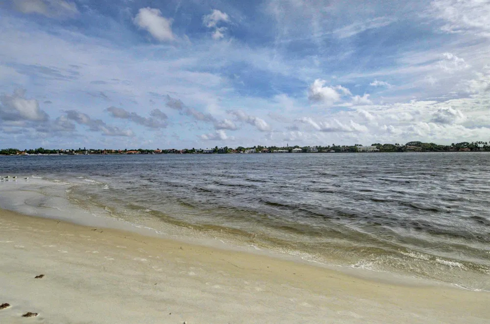 7030 Half Moon Circle #117 Hypoluxo, FL 33462