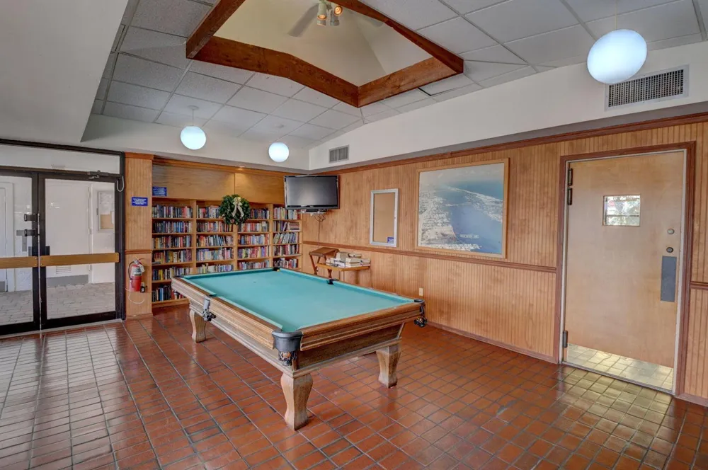 7030 Half Moon Circle #117 Hypoluxo, FL 33462