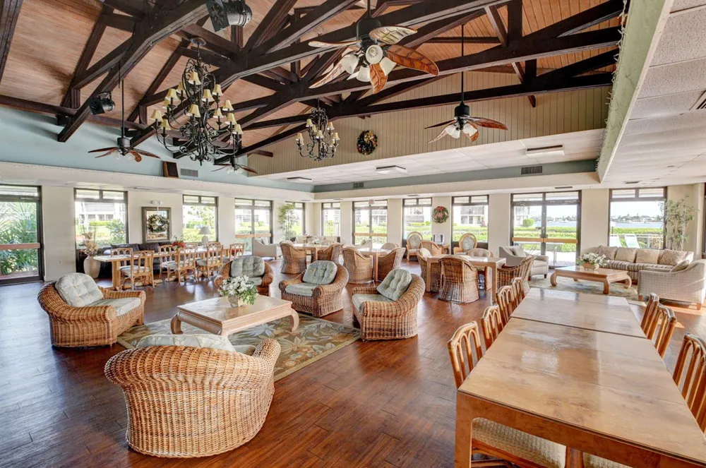 7030 Half Moon Circle #117 Hypoluxo, FL 33462