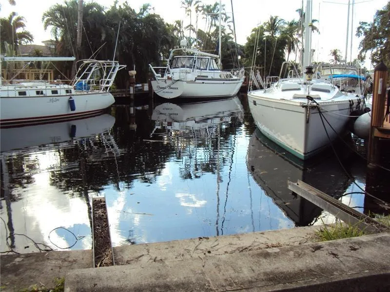 900 Guava Isle Fort Lauderdale, FL 33315