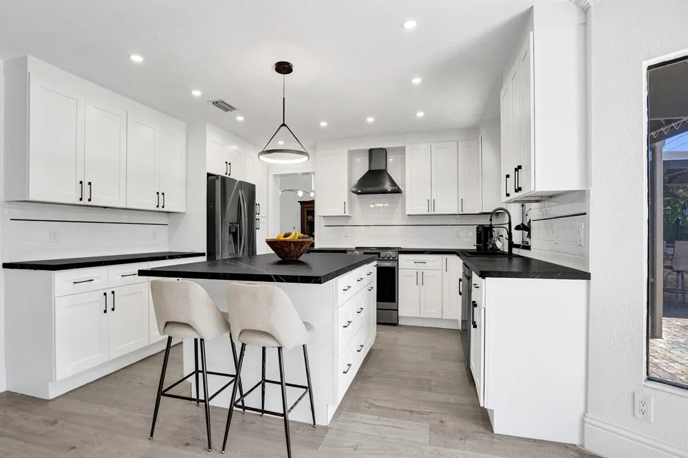 10650 Paris Street Cooper City, FL 33026